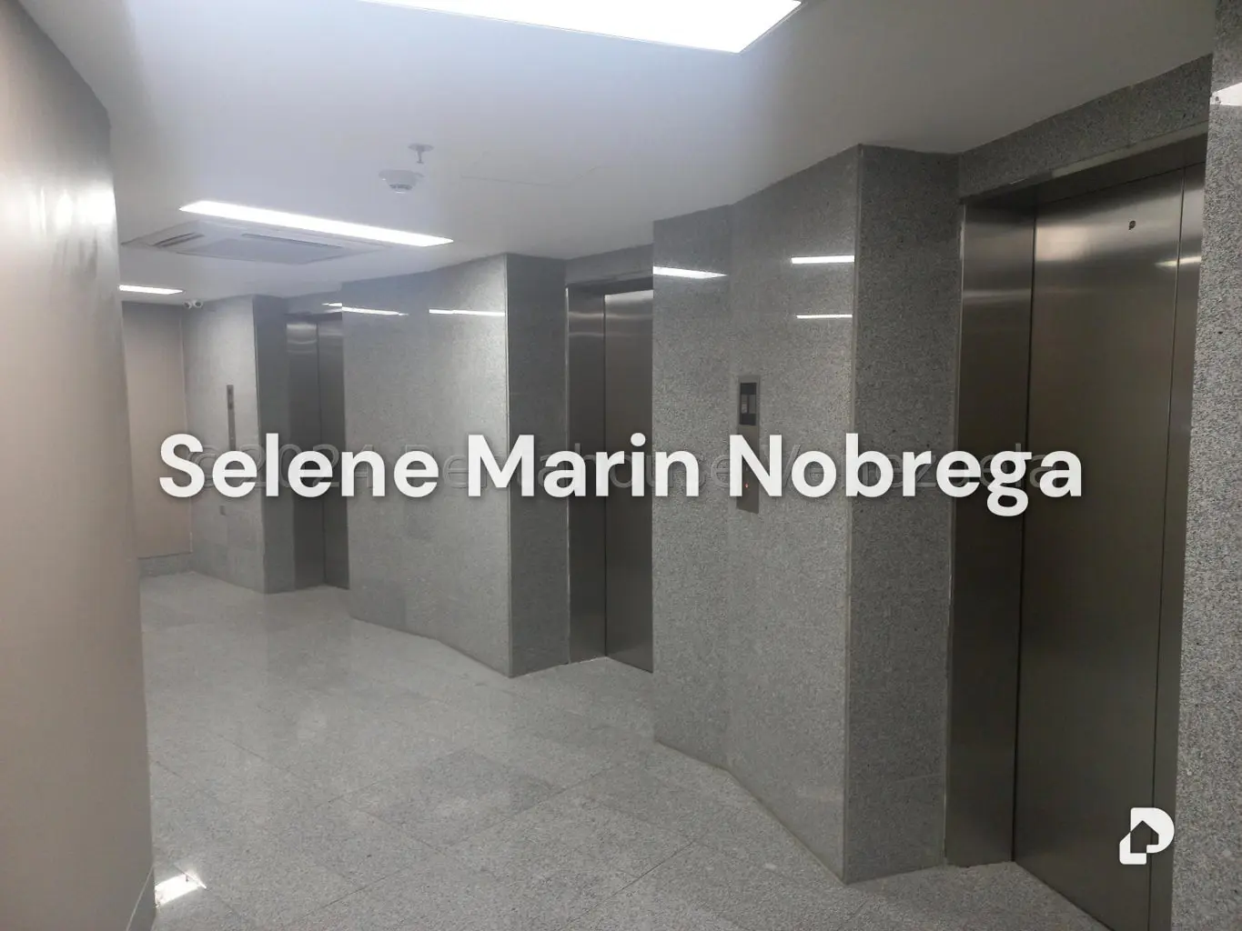 Oficina en Las Mercedes, Caracas – 8