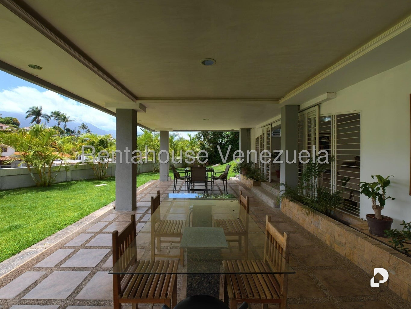 Casa en Cumbres de Curumo, Caracas – 3