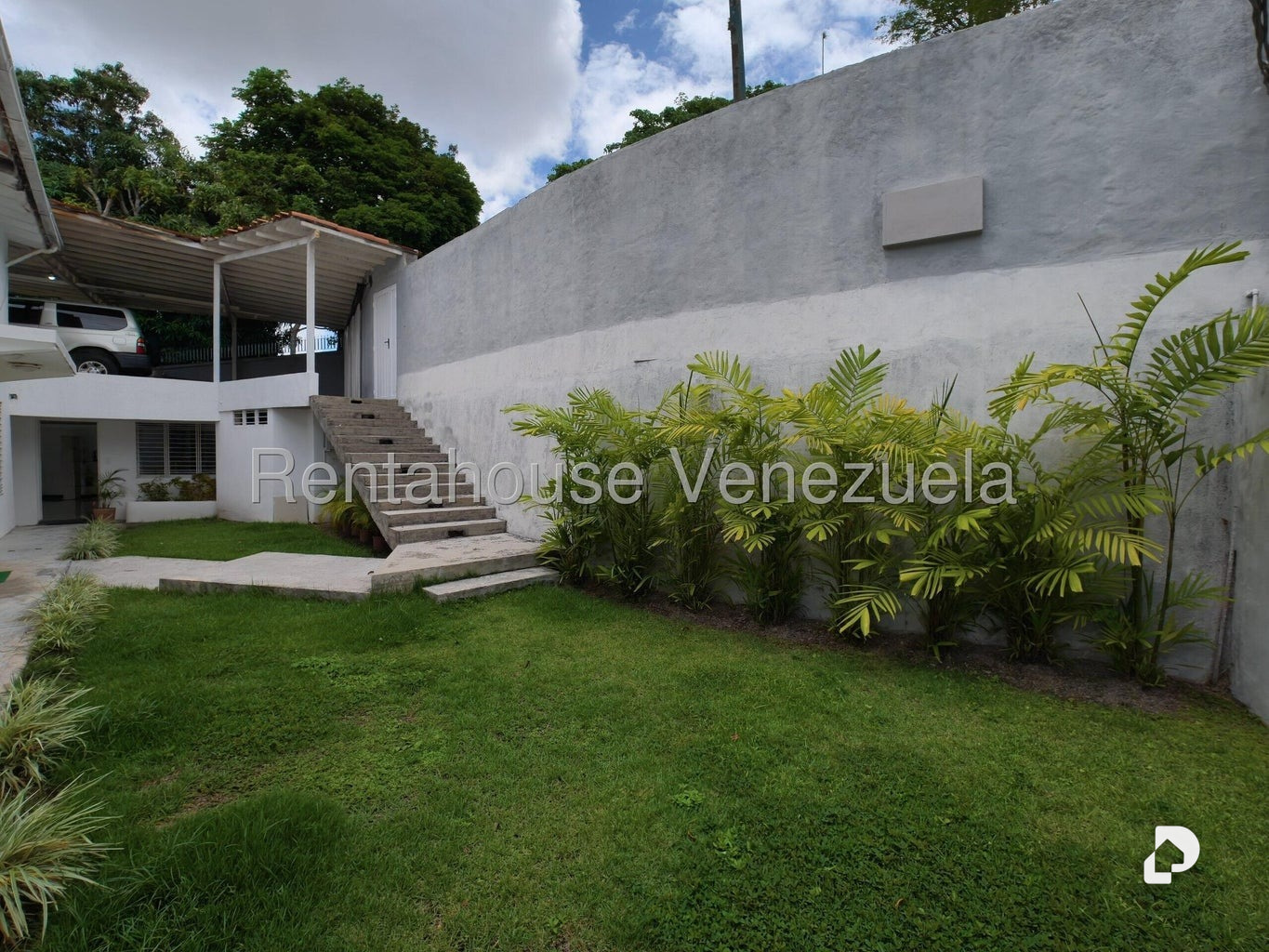 Casa en Cumbres de Curumo, Caracas – 26