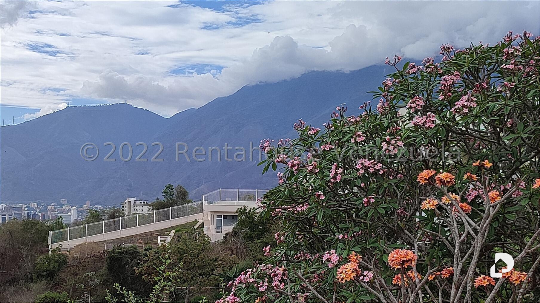 Casa en El Cafetal, Caracas