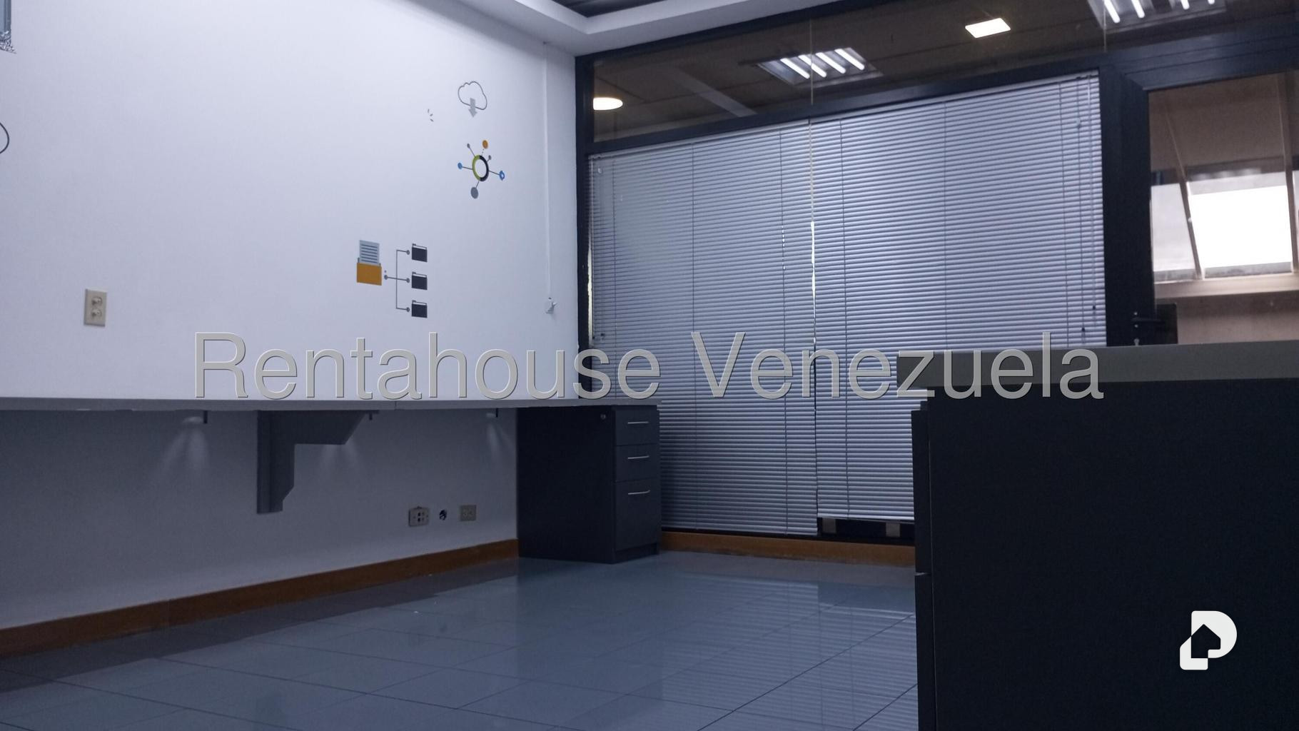 Oficina en La Urbina, Caracas