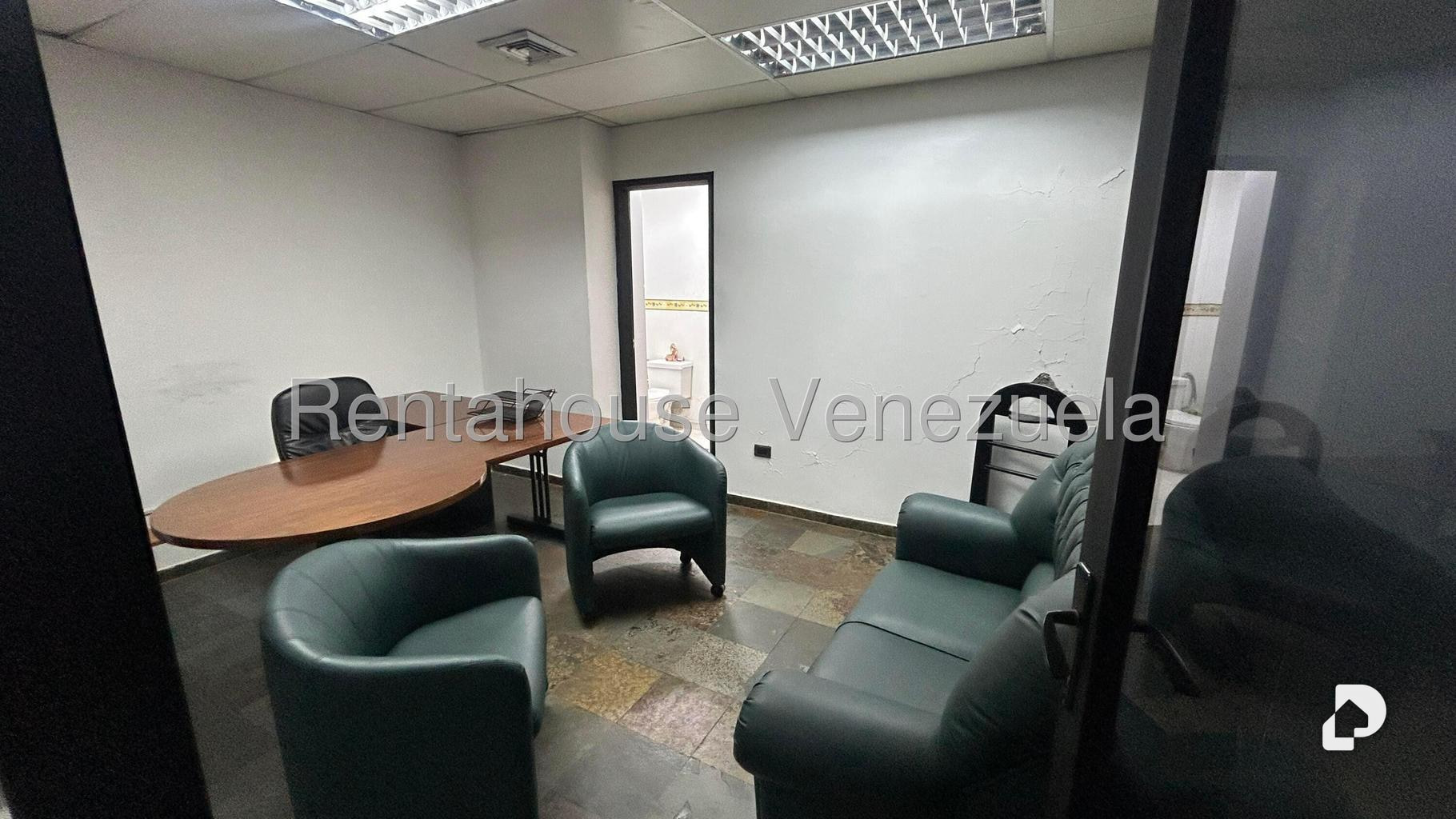 Oficina en El Rosal, Caracas – 17