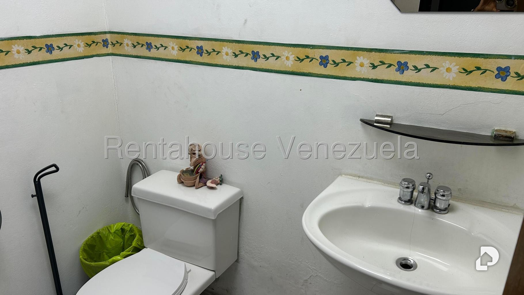 Oficina en El Rosal, Caracas – 14