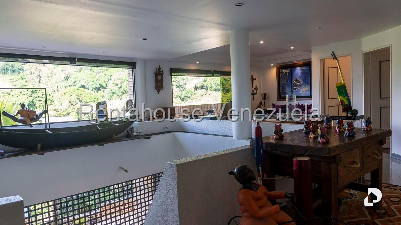 House in El Peñón, Caracas – 17