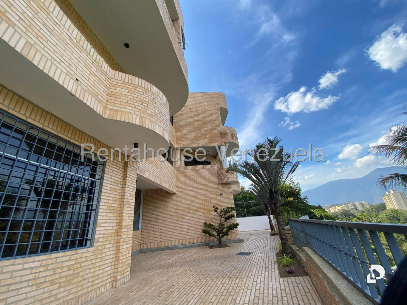 House in El Peñón, Caracas – 2