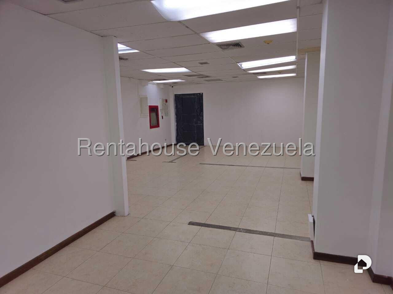 Local comercial en El Paraíso, Caracas