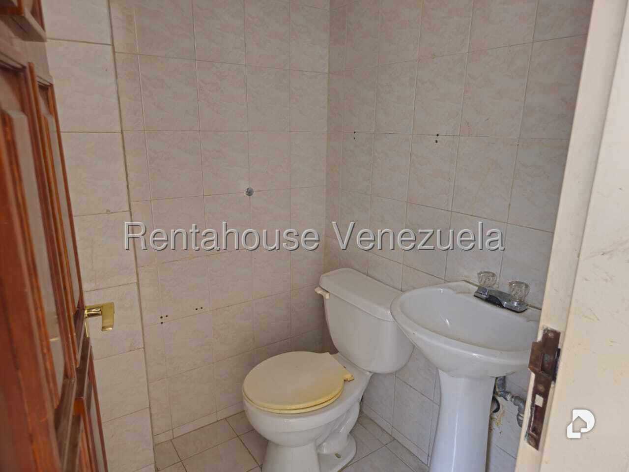 Local comercial en El Paraíso, Caracas