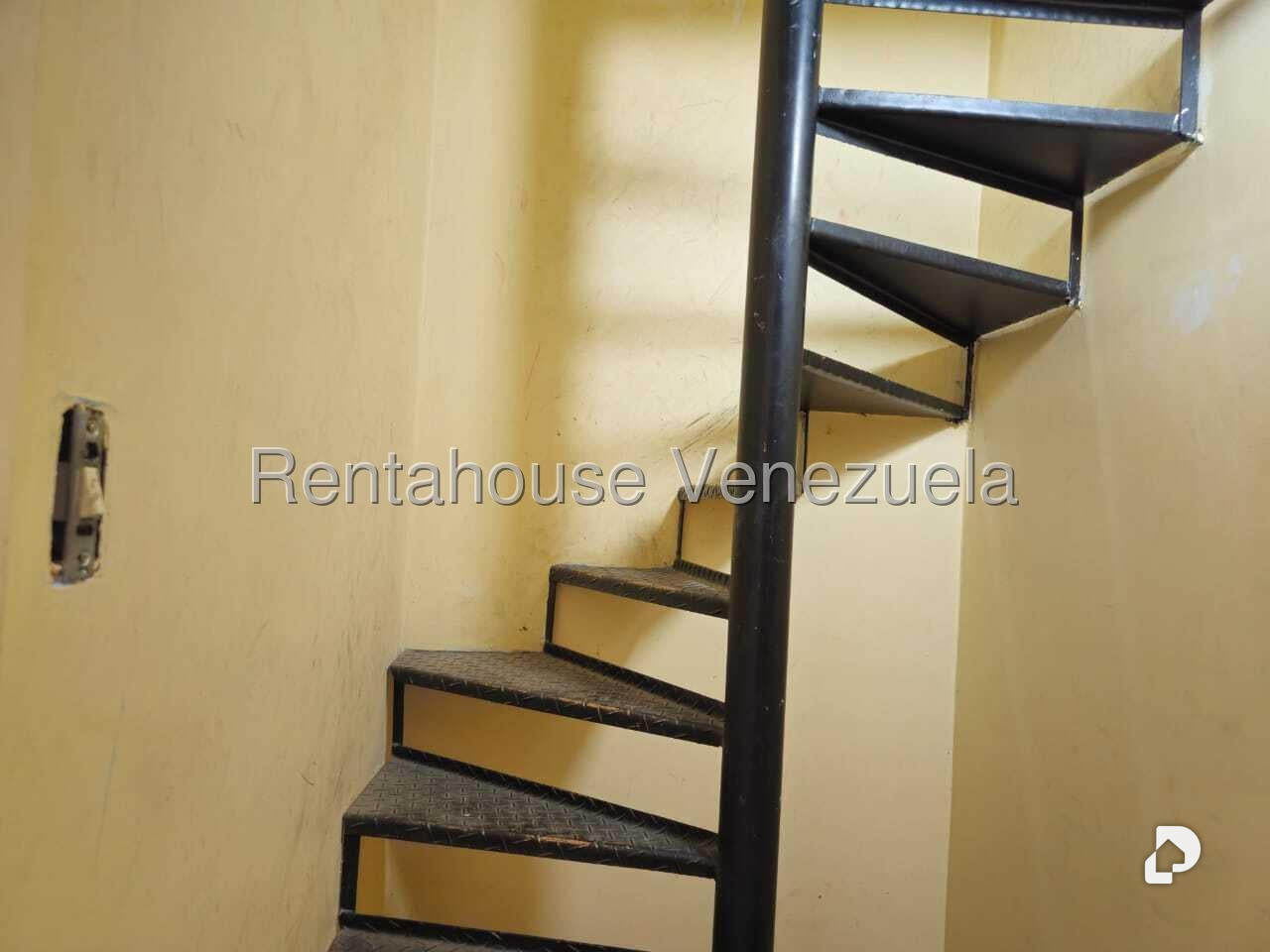 Local comercial en El Paraíso, Caracas