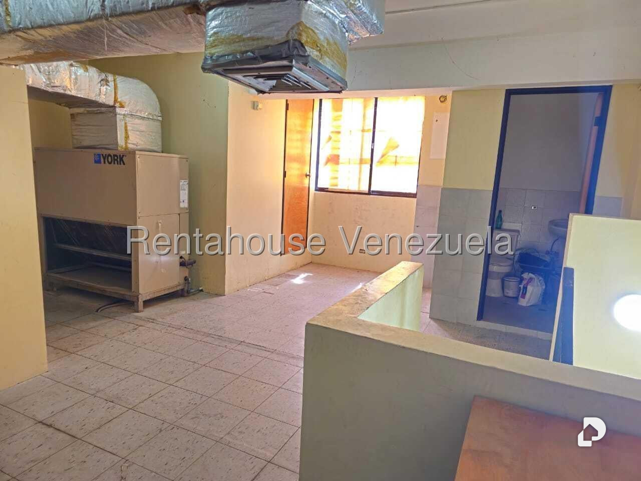 Local comercial en El Paraíso, Caracas