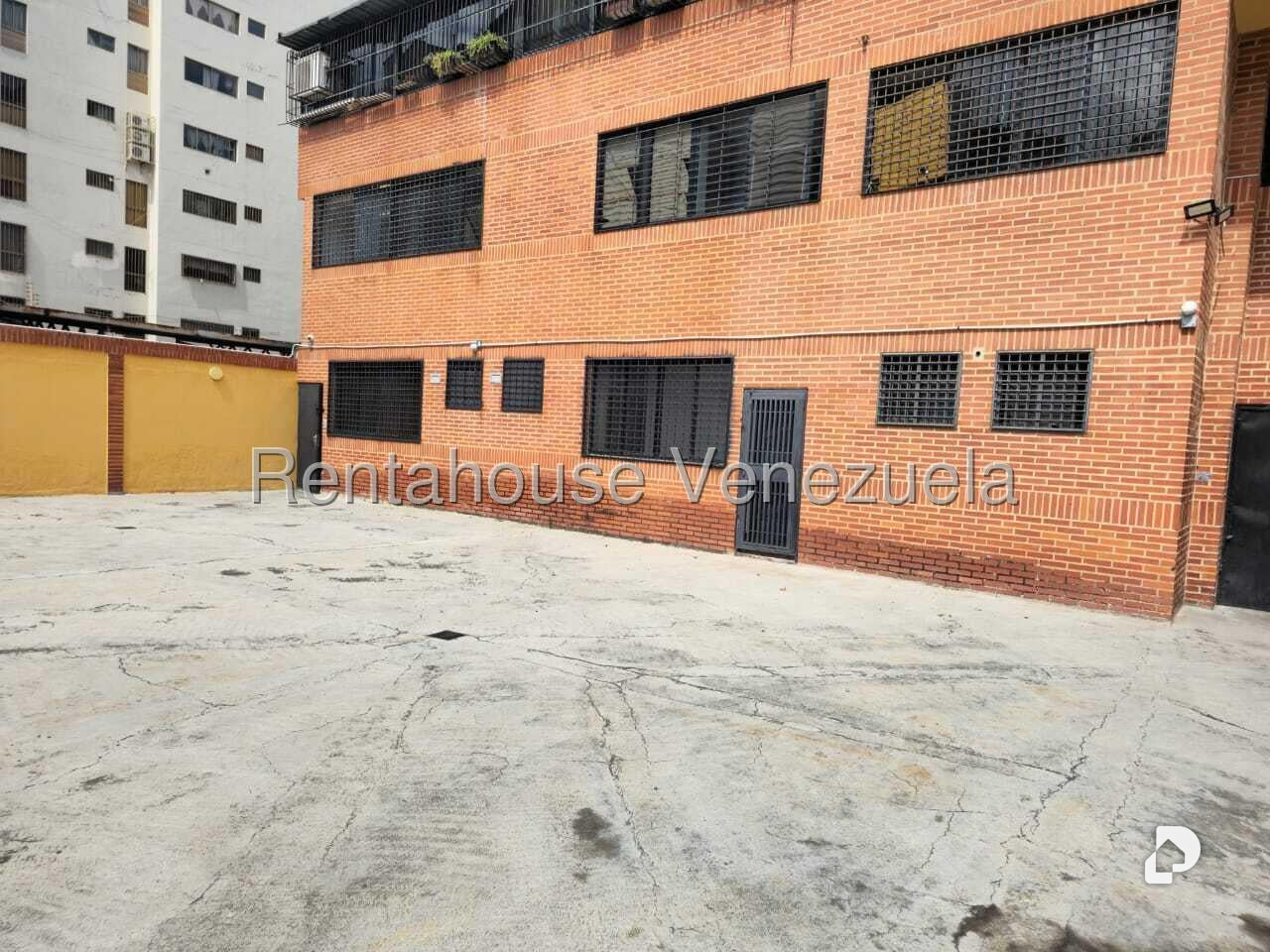 Local comercial en El Paraíso, Caracas