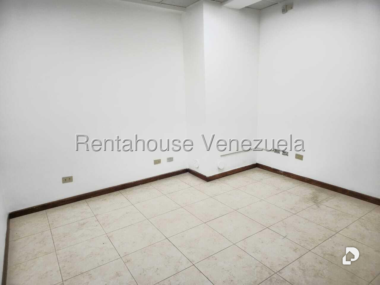 Local comercial en El Paraíso, Caracas