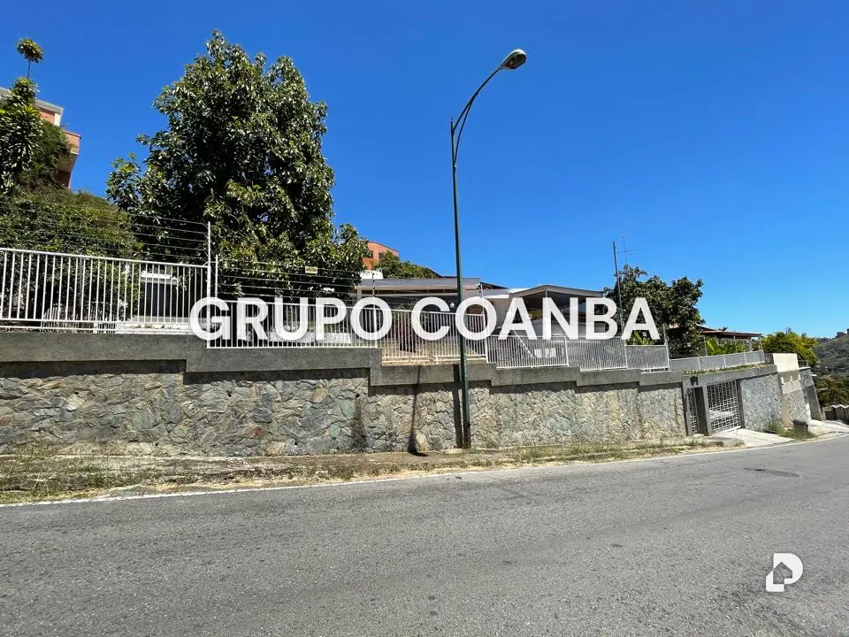 House in Prados del Este, Caracas – 2