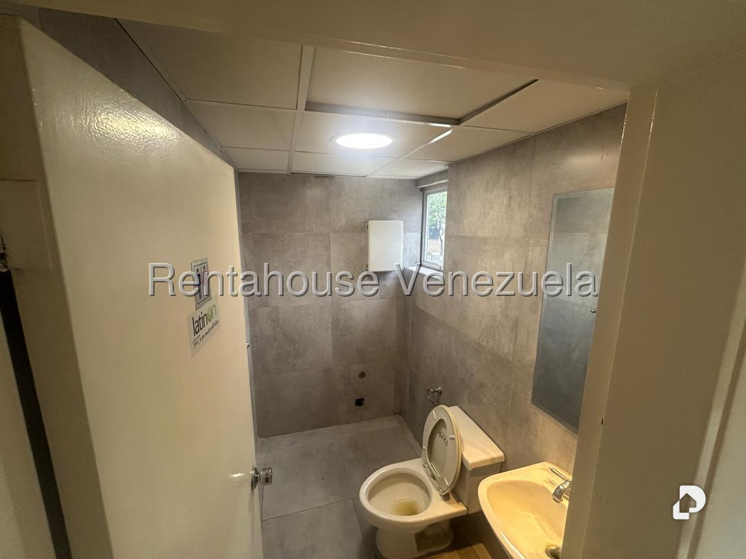Local comercial en Las Mercedes, Caracas