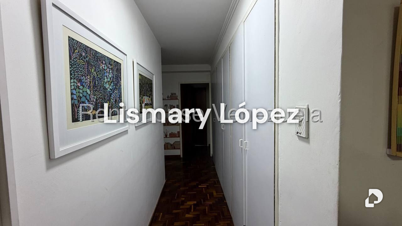 Apartment in Colinas de Bello Monte, Caracas – 23