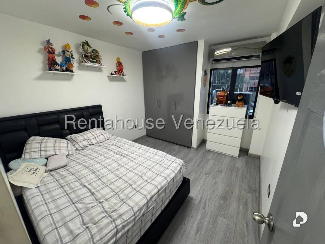 Apartamento en Santa Mónica, Caracas – 17