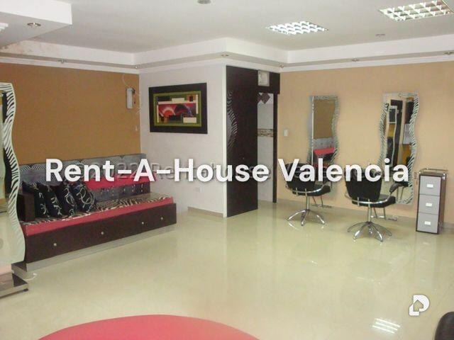 Commercial space in Camoruco, Valencia – 11