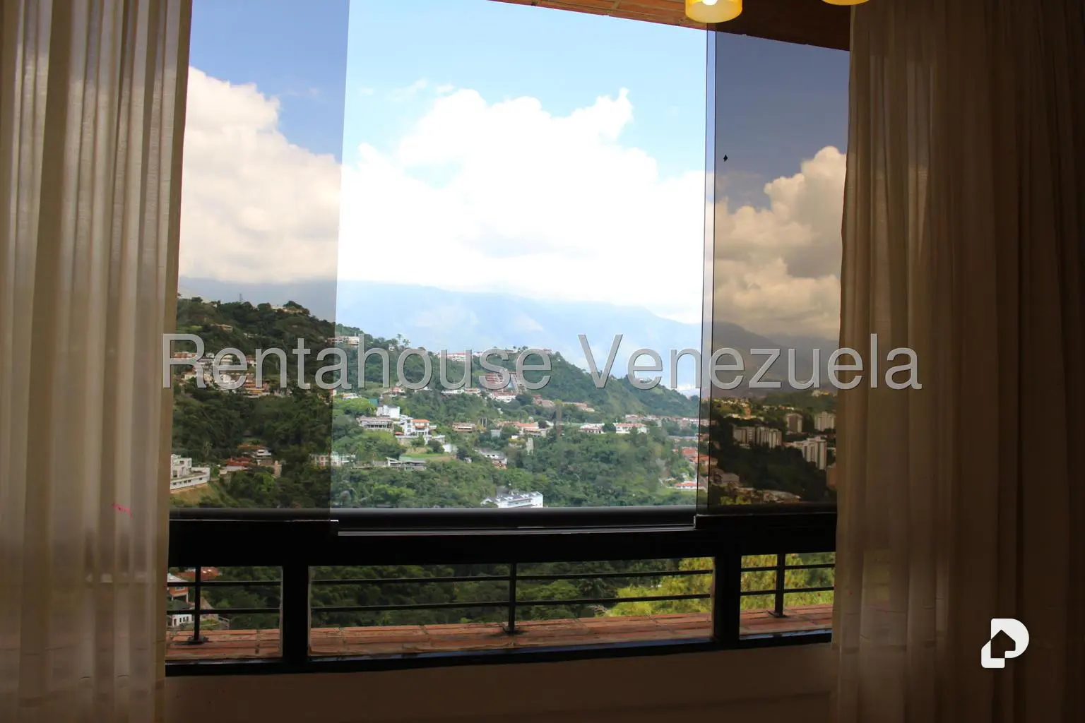 Apartamento en Los Samanes, Caracas – 25