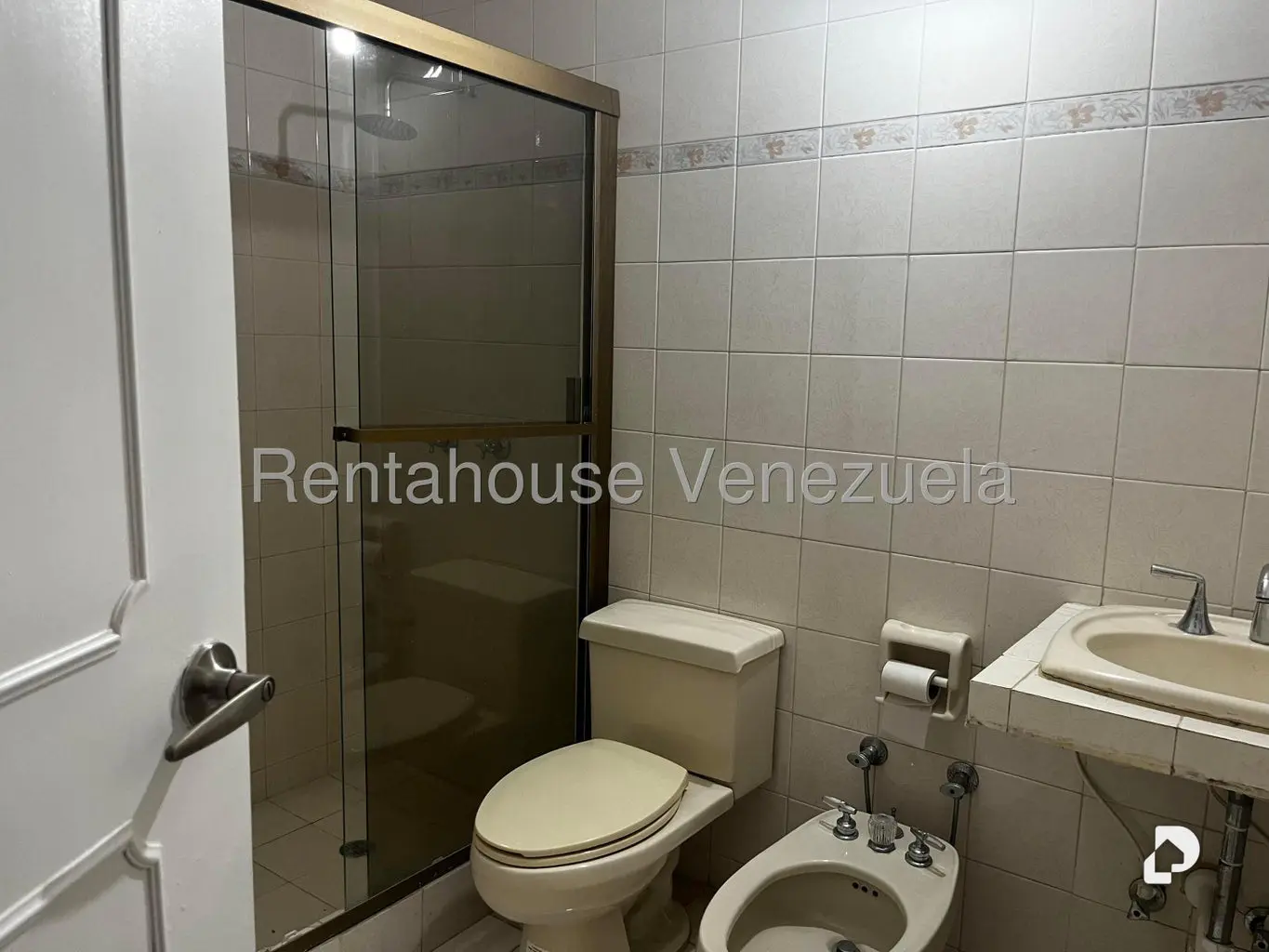 Apartamento en Santa Fe Sur, Caracas – 22