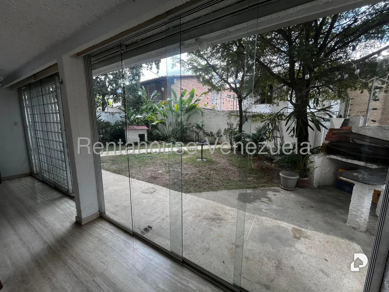 Apartamento en Santa Fe Sur, Caracas – 12