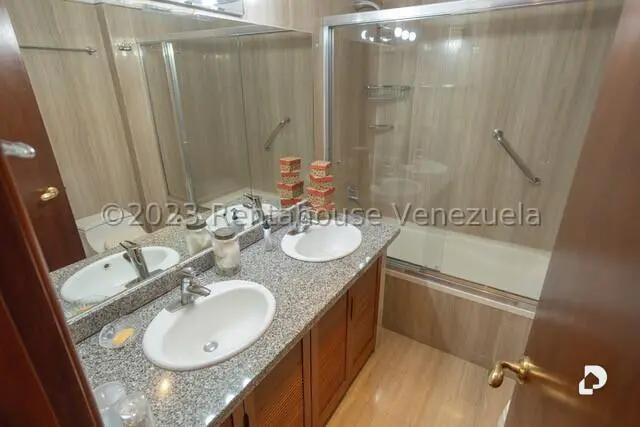 Apartamento en Lomas de La Lagunita, Caracas – 27