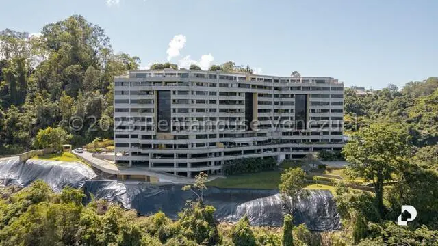 Apartamento en Lomas de La Lagunita, Caracas – 4