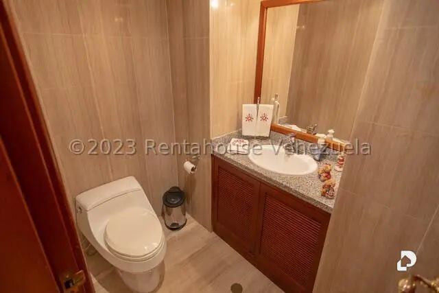 Apartamento en Lomas de La Lagunita, Caracas – 10