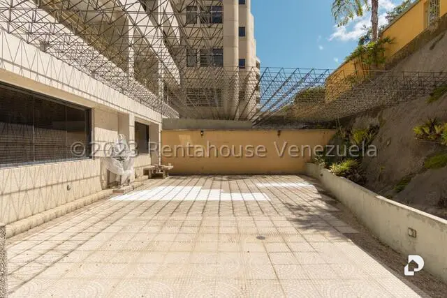 Apartamento en Lomas de La Lagunita, Caracas – 21