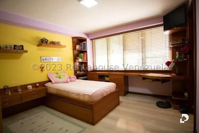 Apartamento en Lomas de La Lagunita, Caracas – 29
