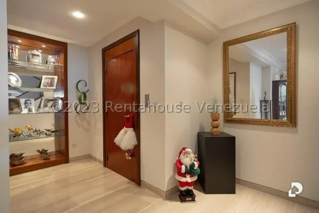 Apartamento en Lomas de La Lagunita, Caracas – 6