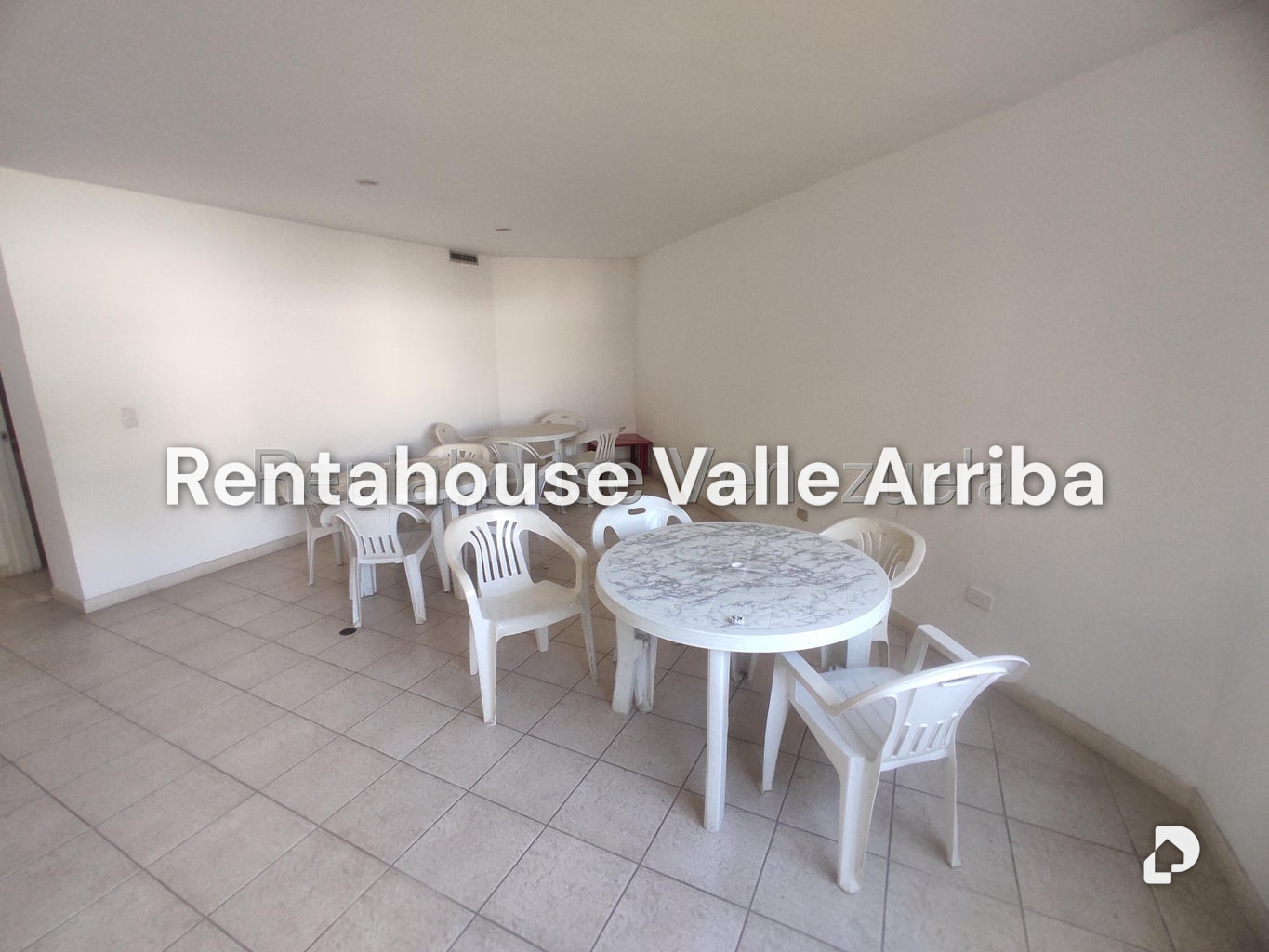 Apartamento en Los Chorros, Caracas – 12