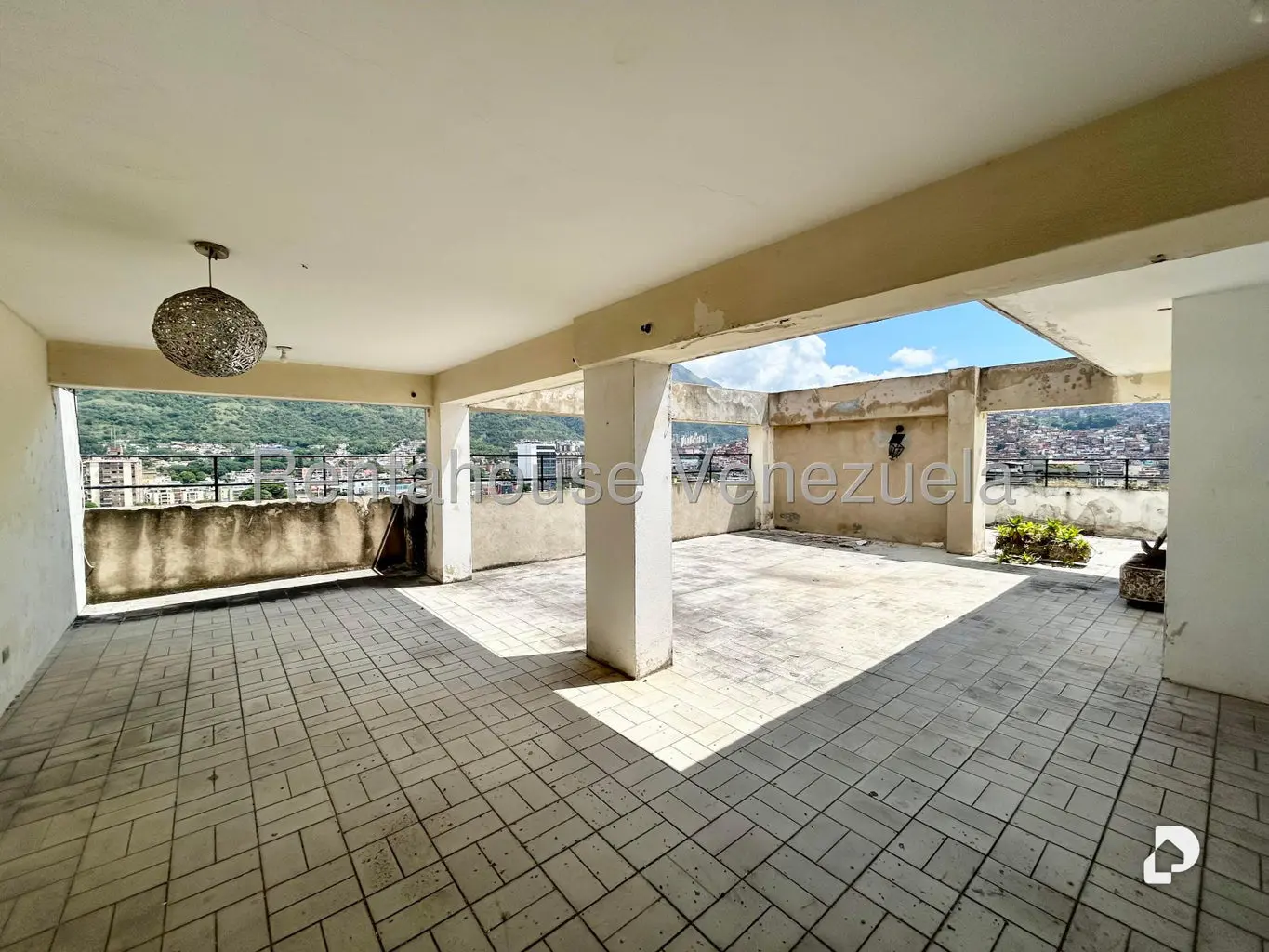 Apartamento en La Urbina, Caracas – 25