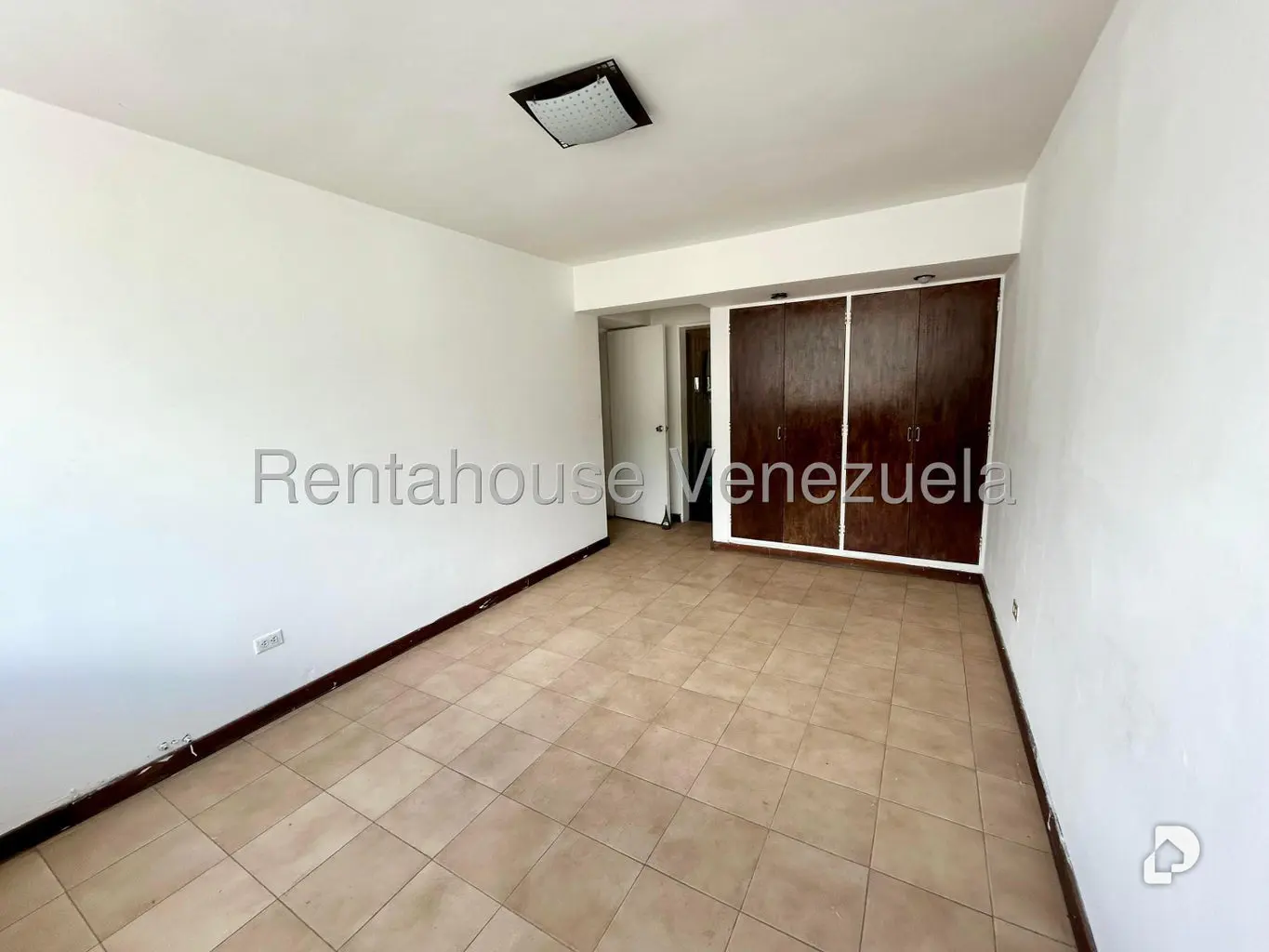 Apartamento en La Urbina, Caracas – 17