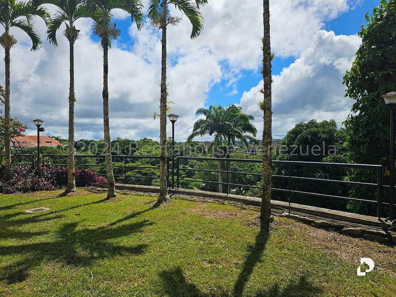 Casa en La Lagunita Country Club, Caracas – 30