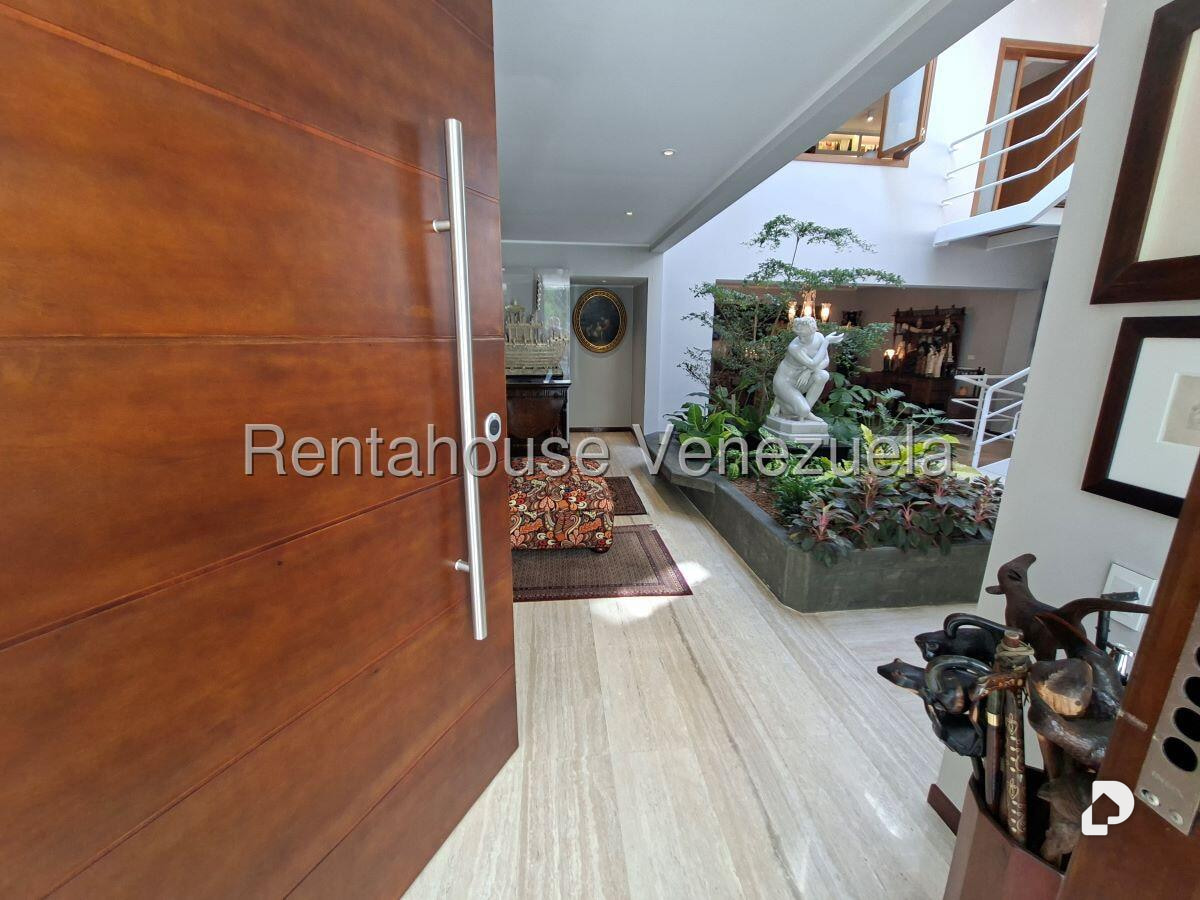 Casa en Los Palos Grandes, Caracas – 10