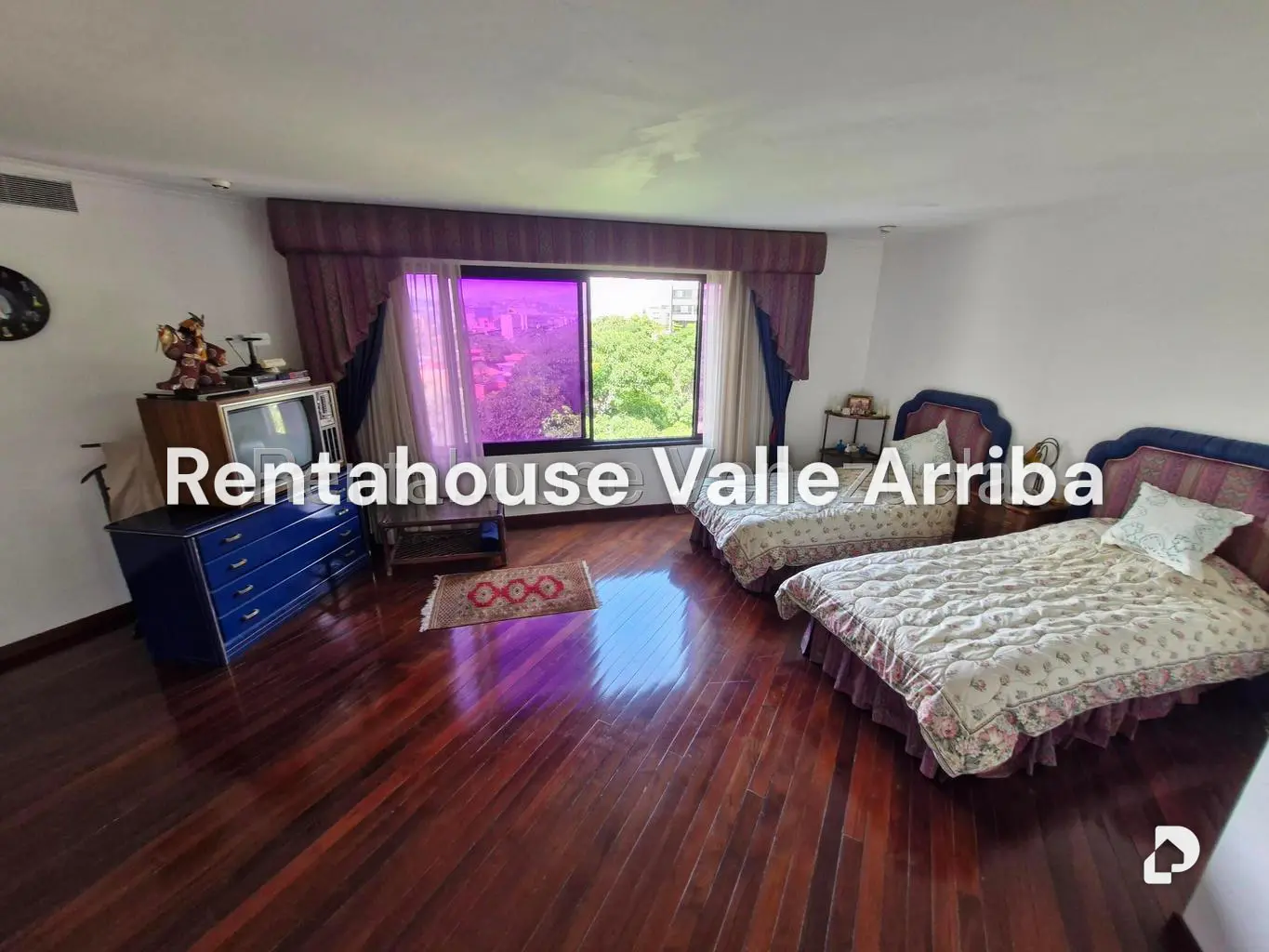 Apartamento en Los Palos Grandes, Caracas – 9