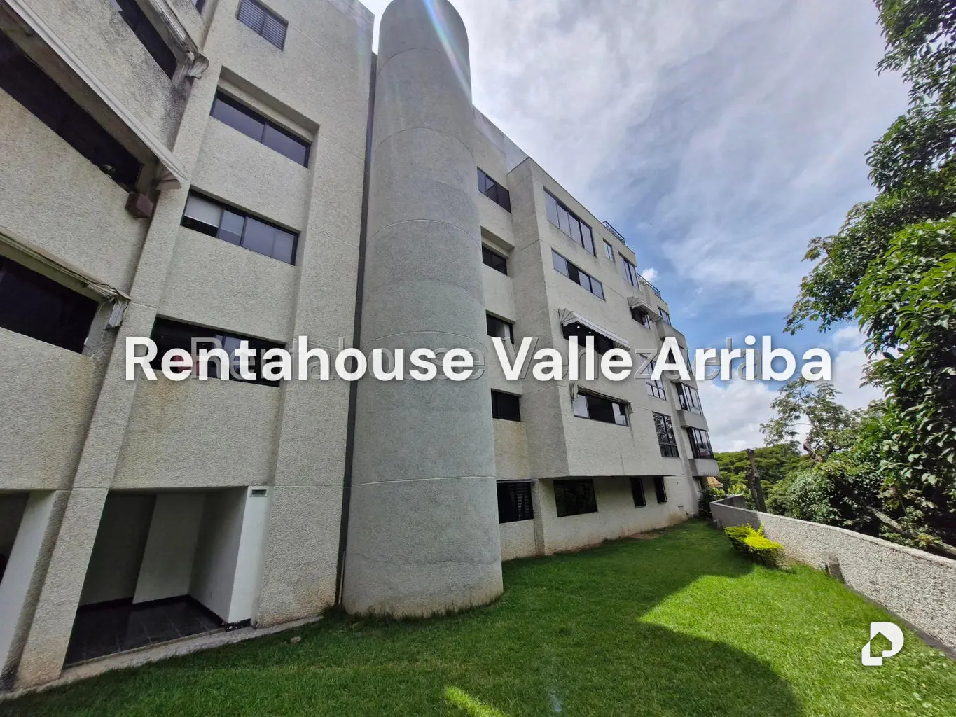 Apartamento en Los Palos Grandes, Caracas – 2