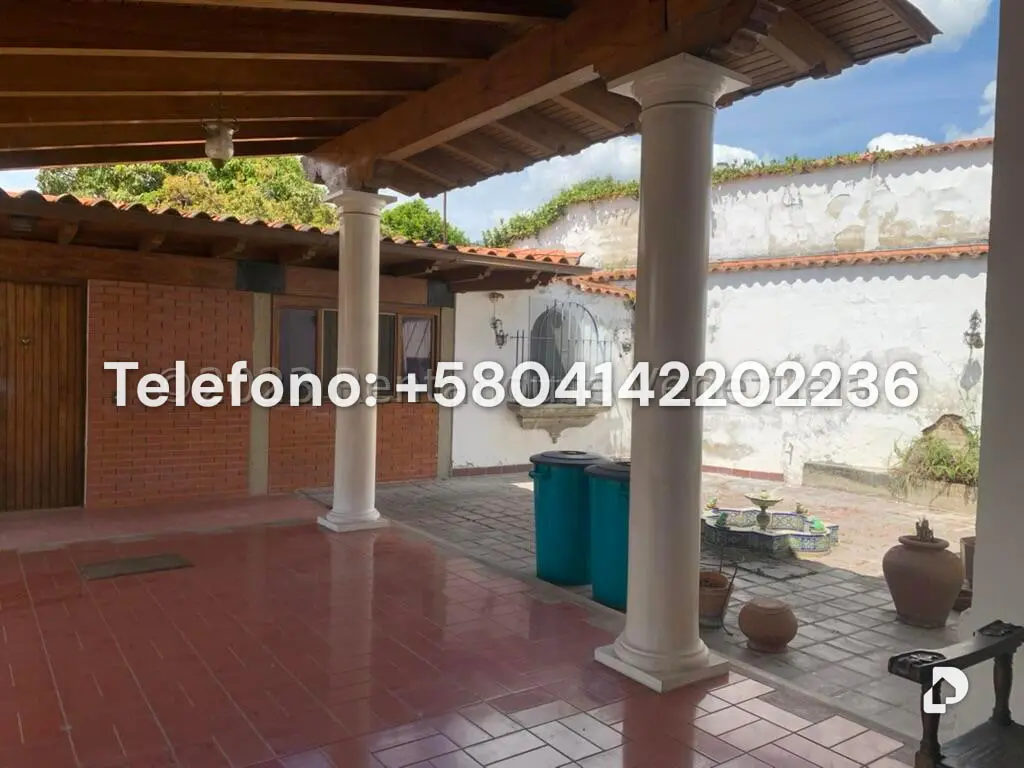 Casa en Cumbres de Curumo, Caracas – 15