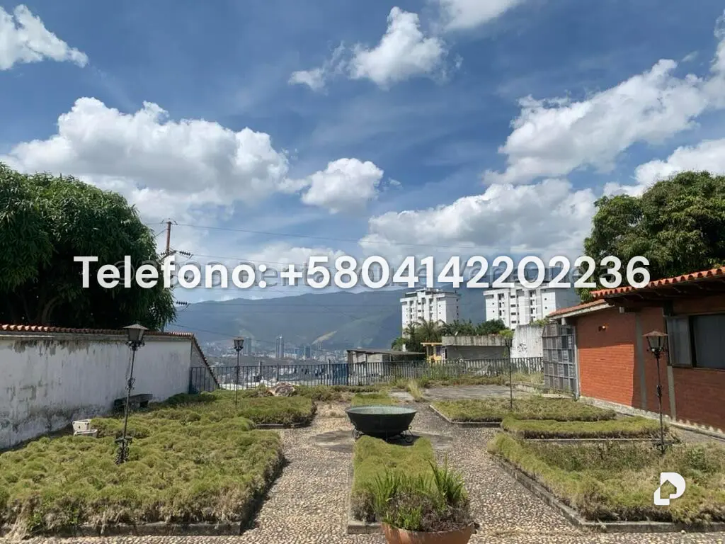 Casa en Cumbres de Curumo, Caracas – 9