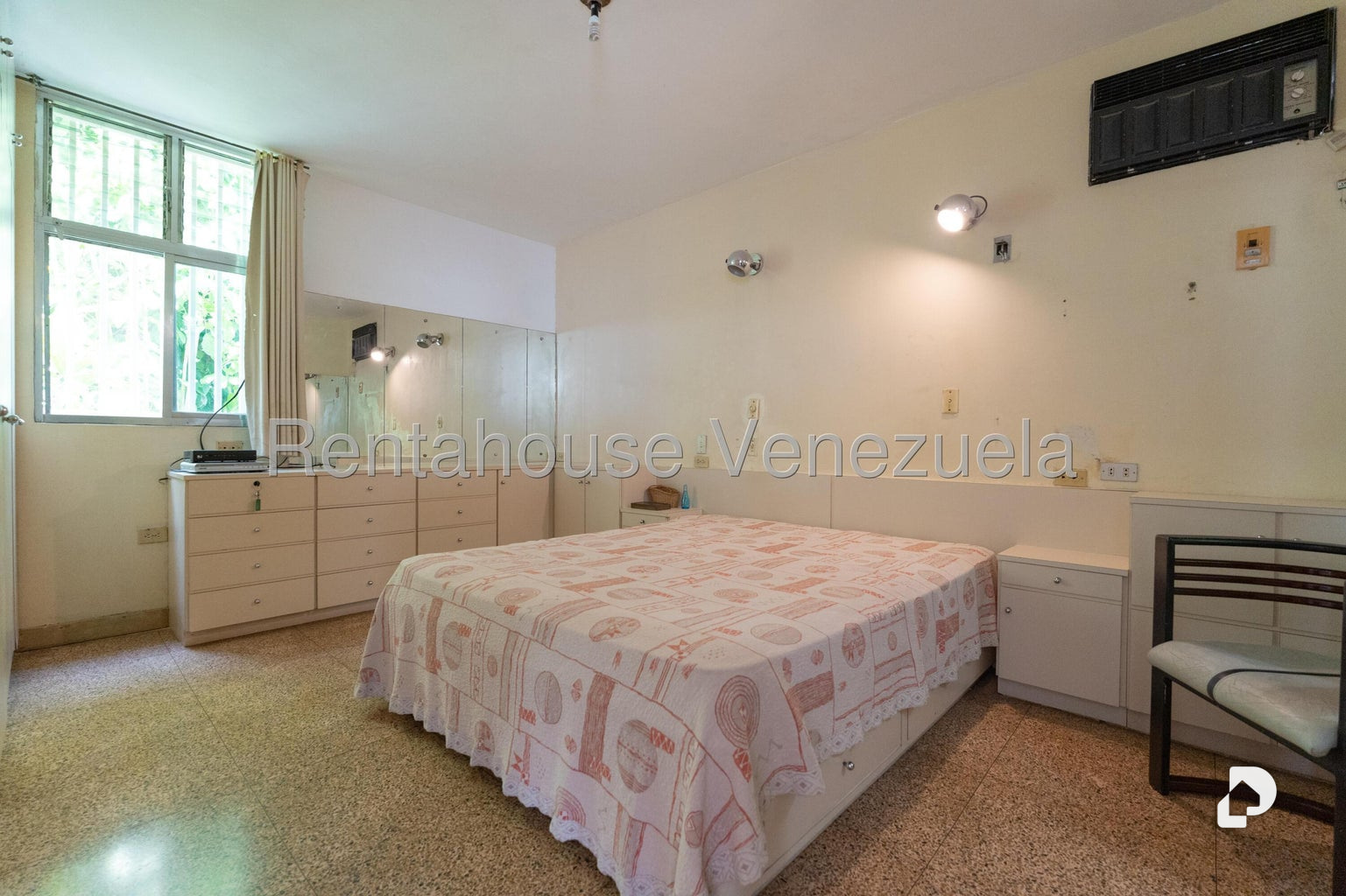 Casa en El Cafetal, Caracas