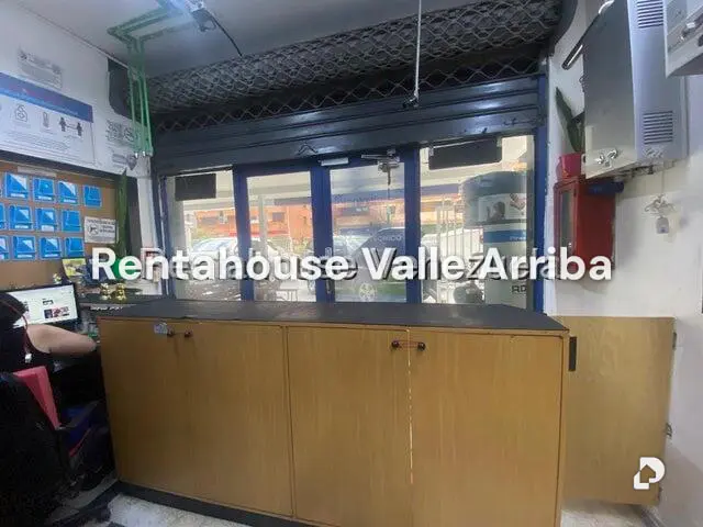 Local comercial en Los Palos Grandes, Caracas – 8