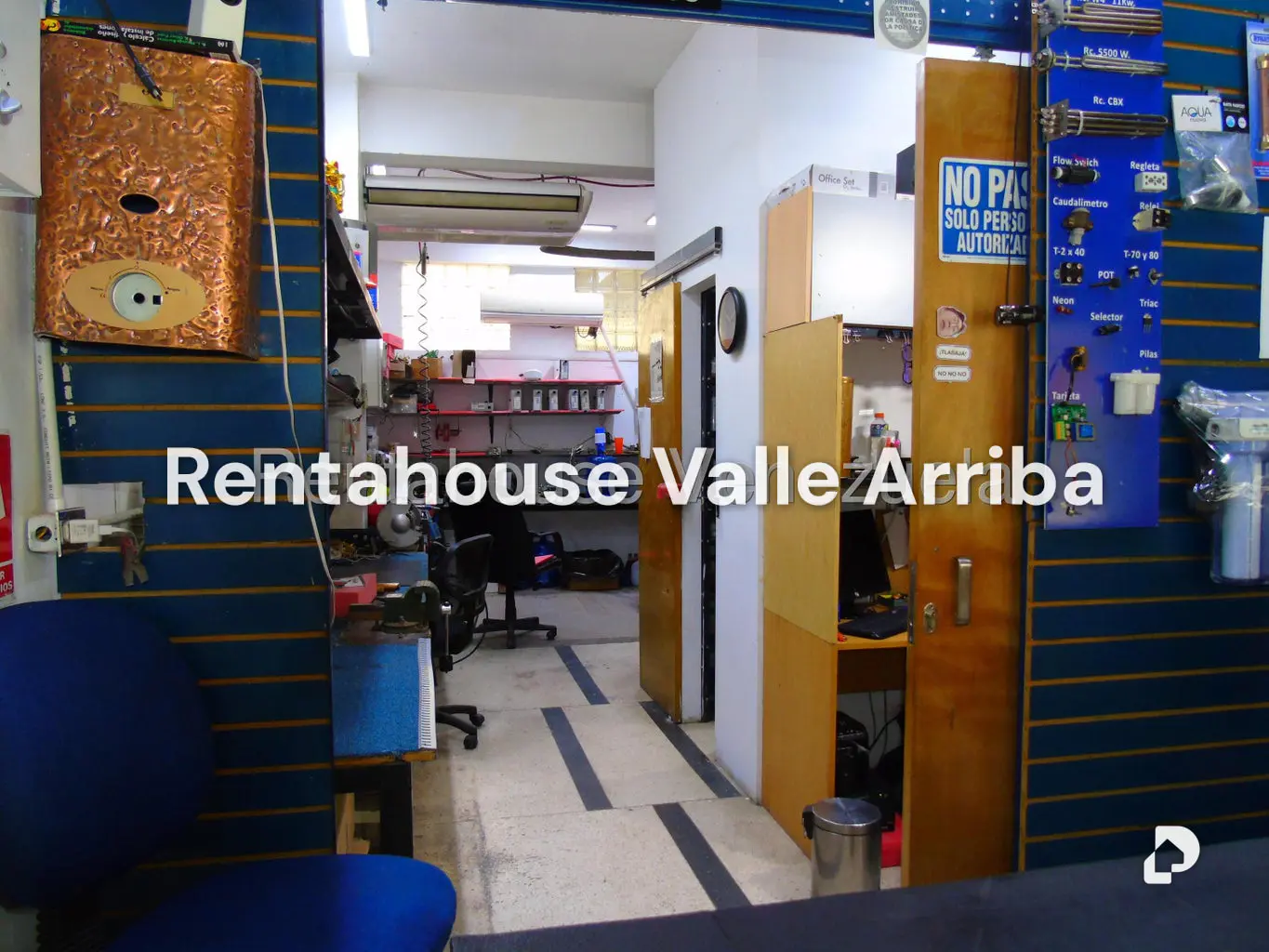 Local comercial en Los Palos Grandes, Caracas – 4