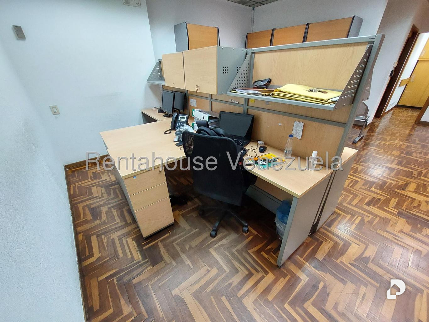 Oficina en Prados del Este, Caracas – 12