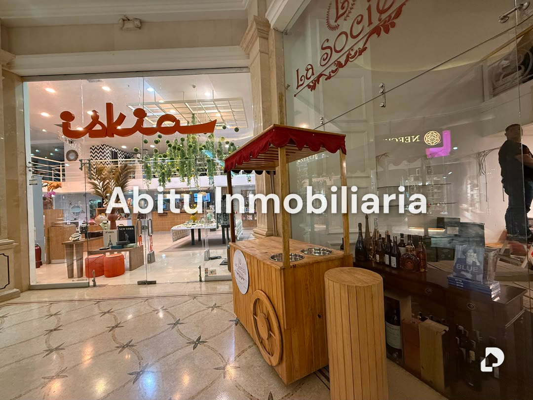 Local comercial en Altamira, Caracas – 11