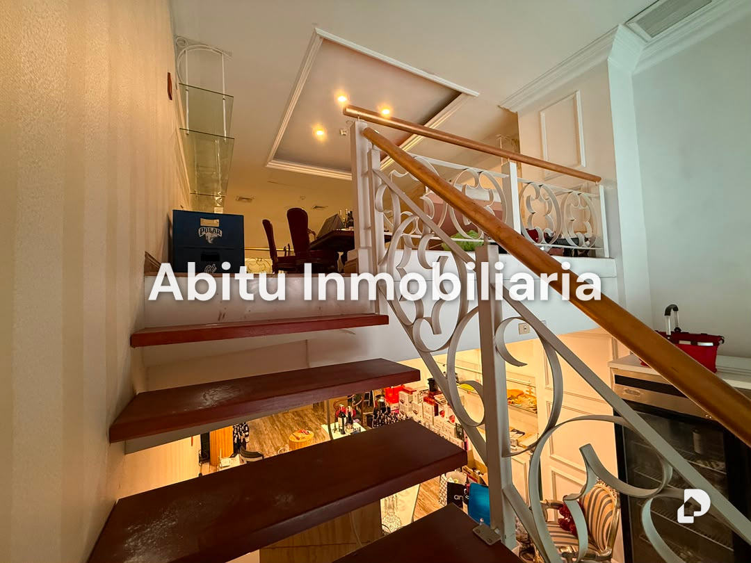 Local comercial en Altamira, Caracas – 17