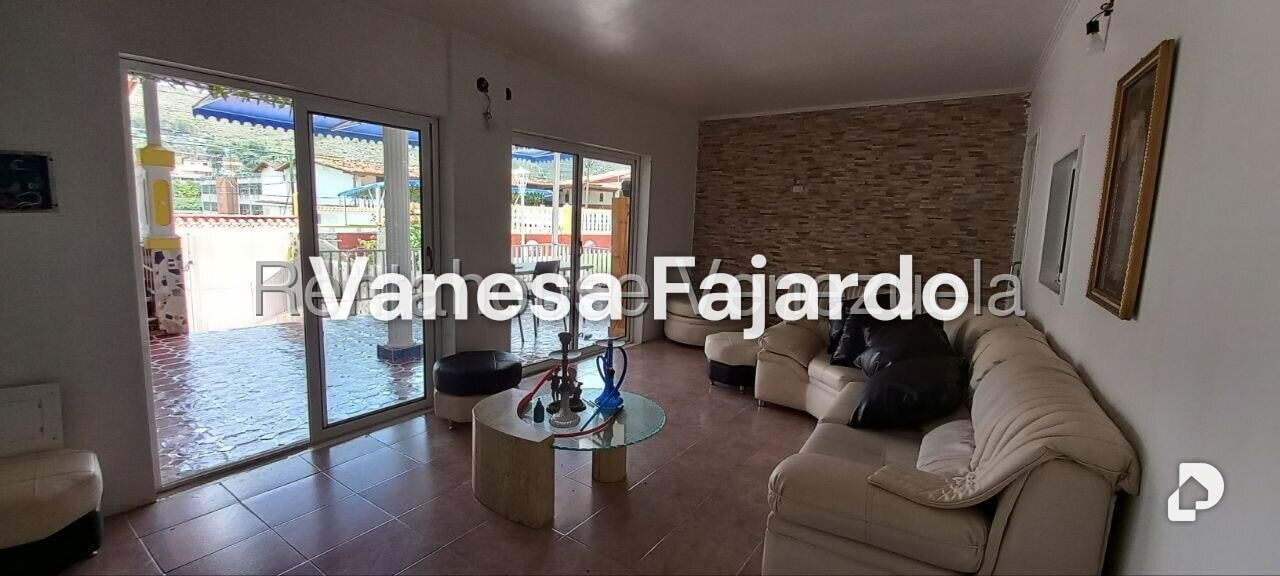 Casa en La Rosaleda, San Antonio de Los Altos – 4