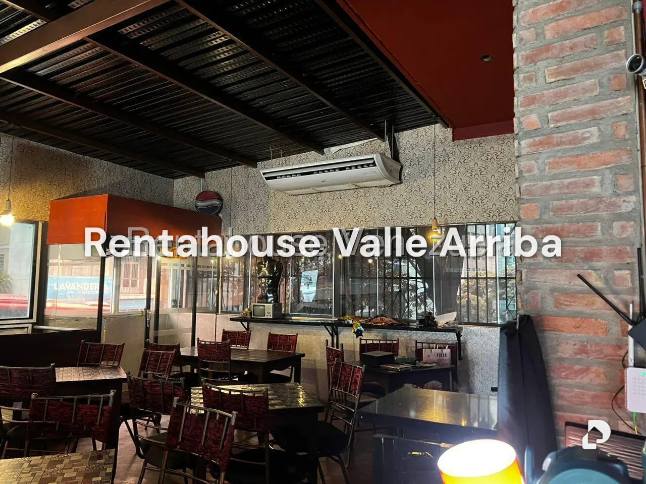 Local comercial en Colinas de Bello Monte, Caracas – 1