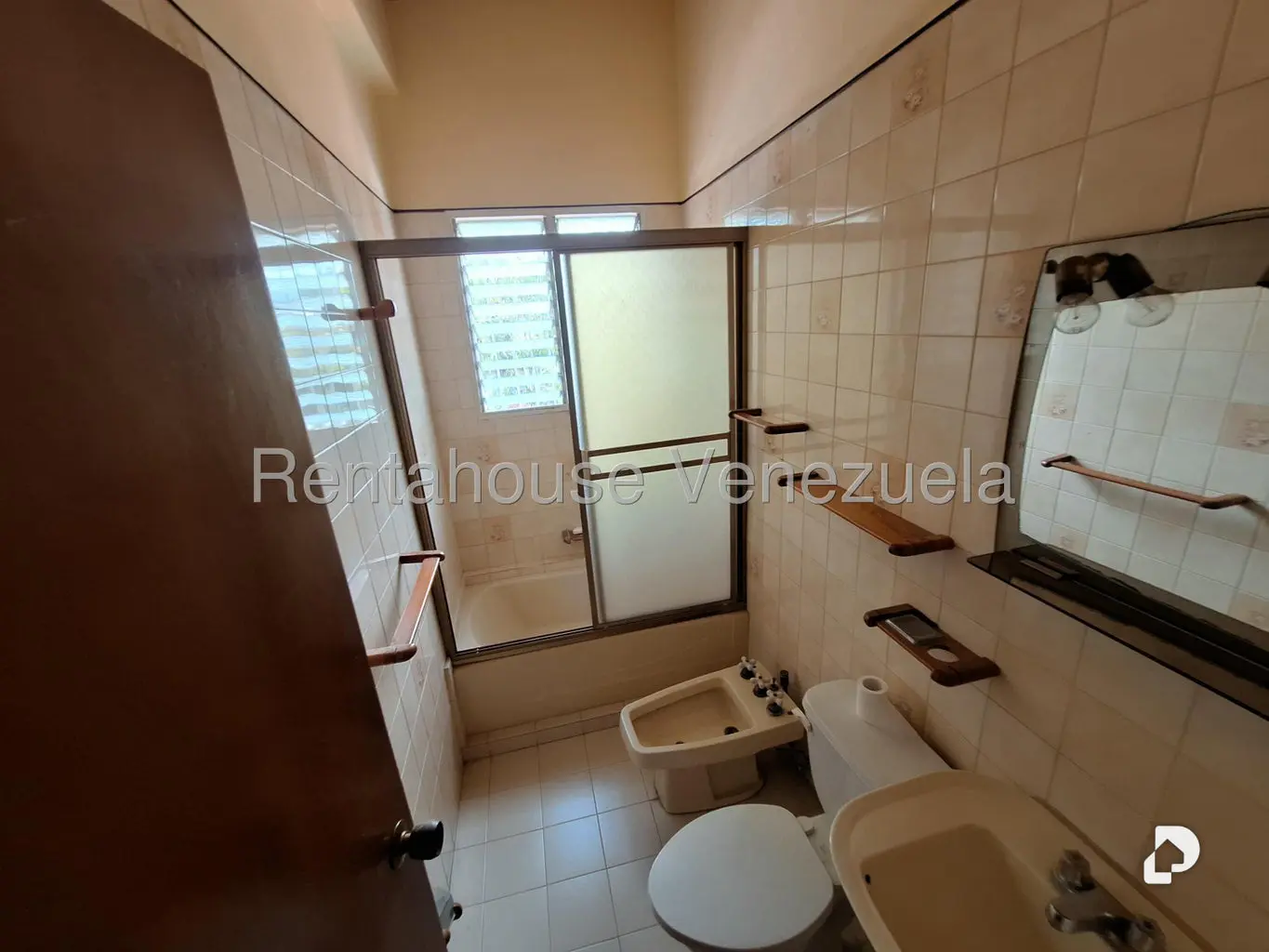 Casa en Macaracuay, Caracas – 21
