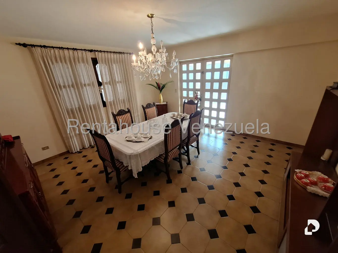 Casa en Macaracuay, Caracas – 7