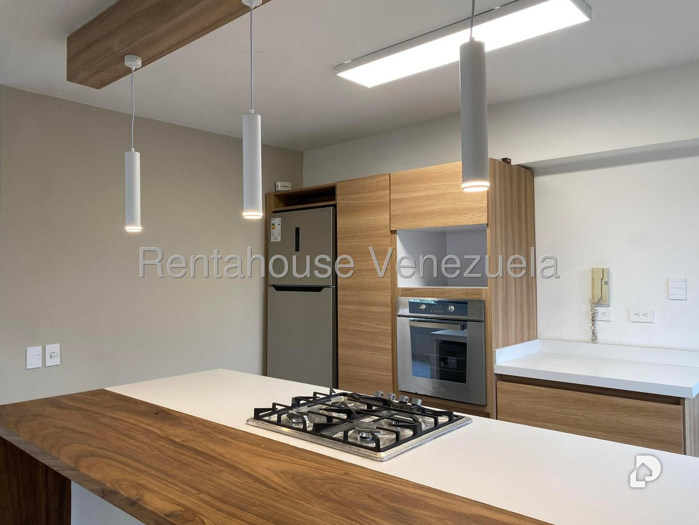 Apartamento en Los Palos Grandes, Caracas – 10