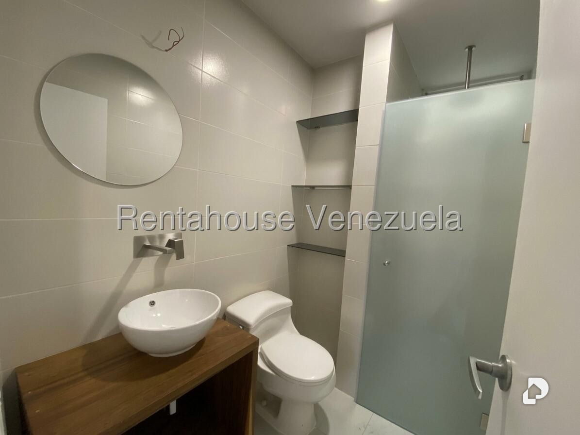Apartamento en Los Palos Grandes, Caracas – 20